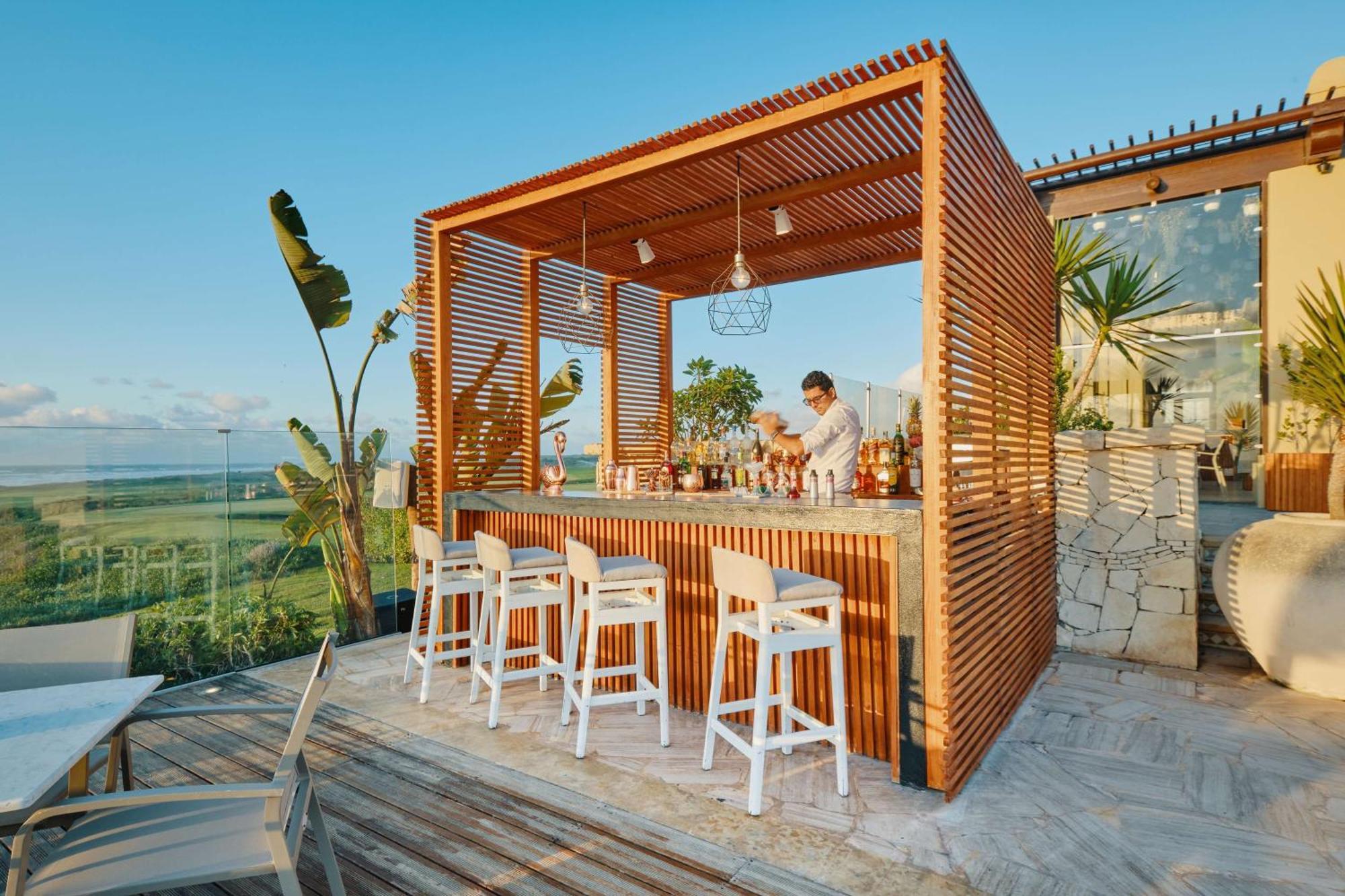 Mazagan Beach & Golf Resort Provincia di Provincia di El Jadida Esterno foto The bar at the rooftop pool